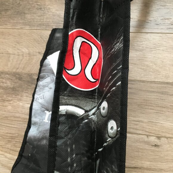 Lululemon 'Namaste Ride On' Reusable Bag - Picture 5 of 9